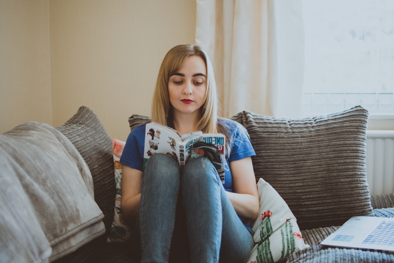 woman reading manga